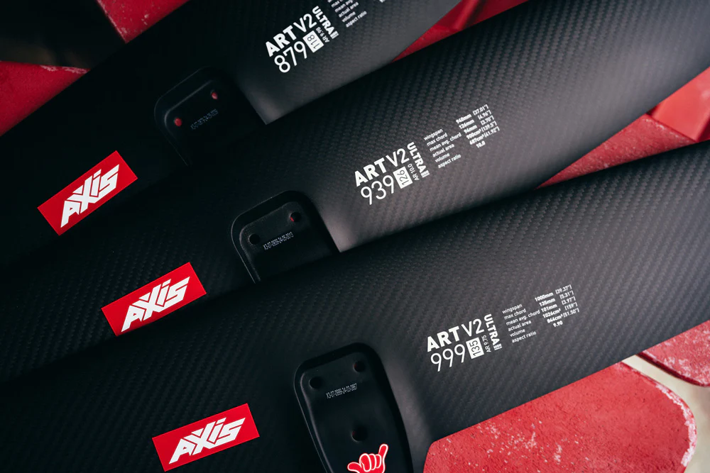 AXIS ART V2 999 Frontwing